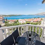 Bisera * Trogir