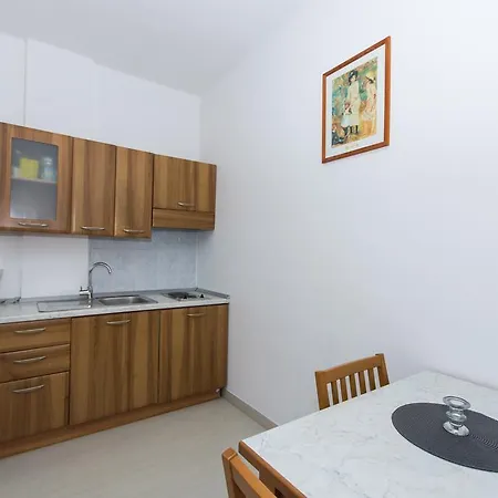 Bisera Apartman *