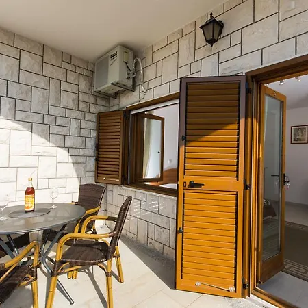 Bisera Apartment Trogir